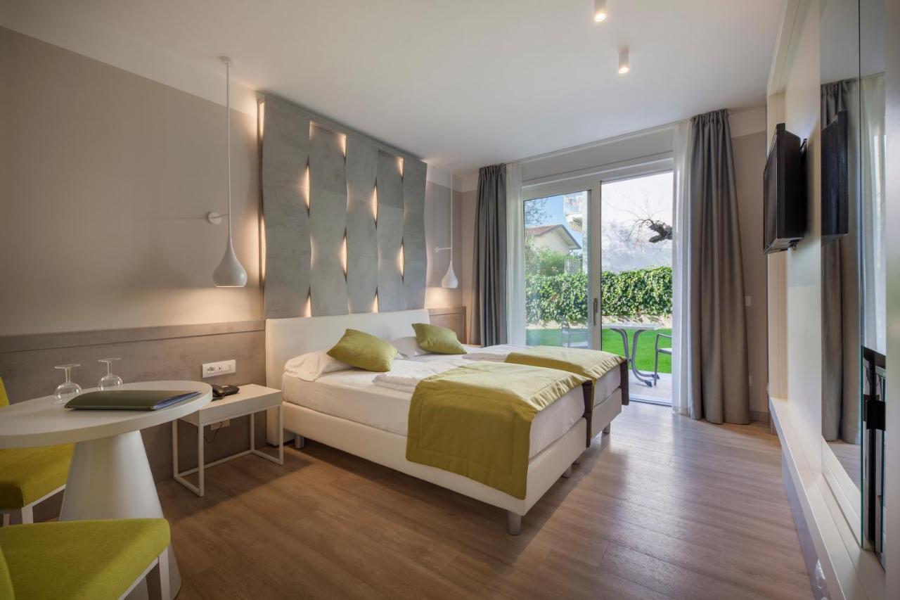 Hotel Villa Olivo Resort 3S Bardolino Extérieur photo