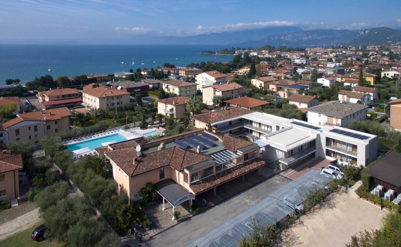 Hotel Villa Olivo Resort 3S Bardolino Extérieur photo